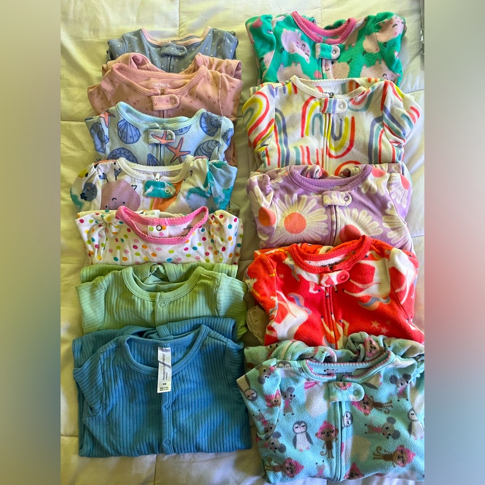 Girls Baby Infant toddler 12 months Sleepers 12 pairs of pajamas